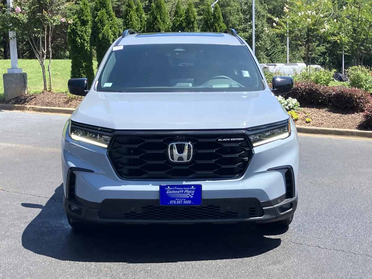 2025 Honda Pilot Black Edition AWD thumbnail 44