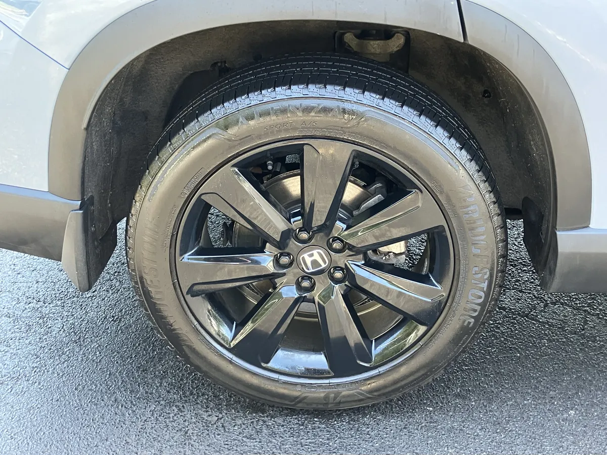 2025 Honda Pilot Black Edition AWD thumbnail 53