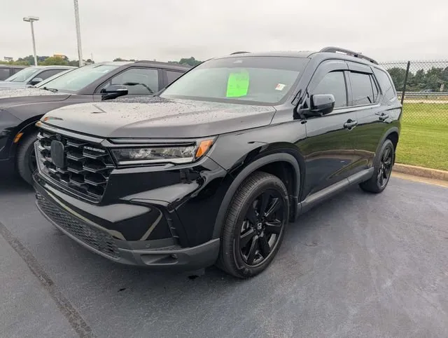 2025 Honda Pilot Black Edition thumbnail 5