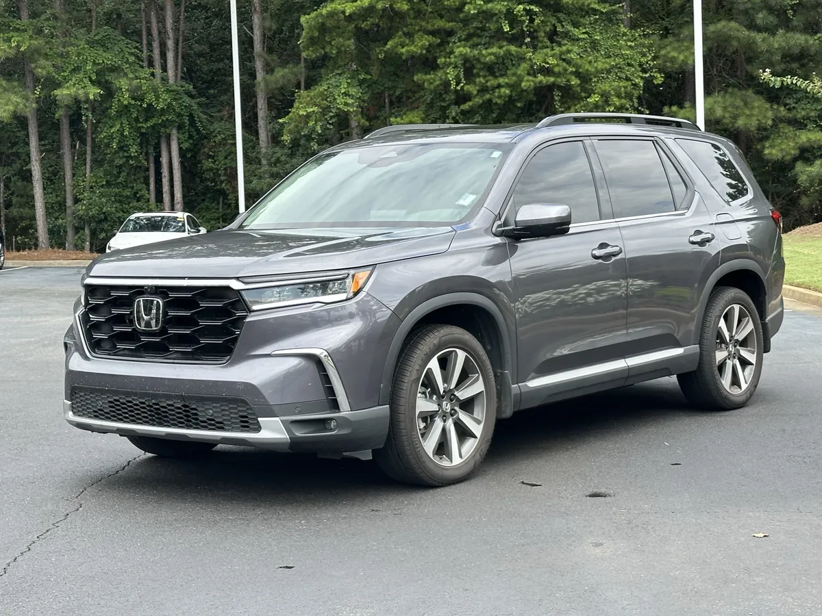 2025 Honda Pilot Elite AWD thumbnail 5