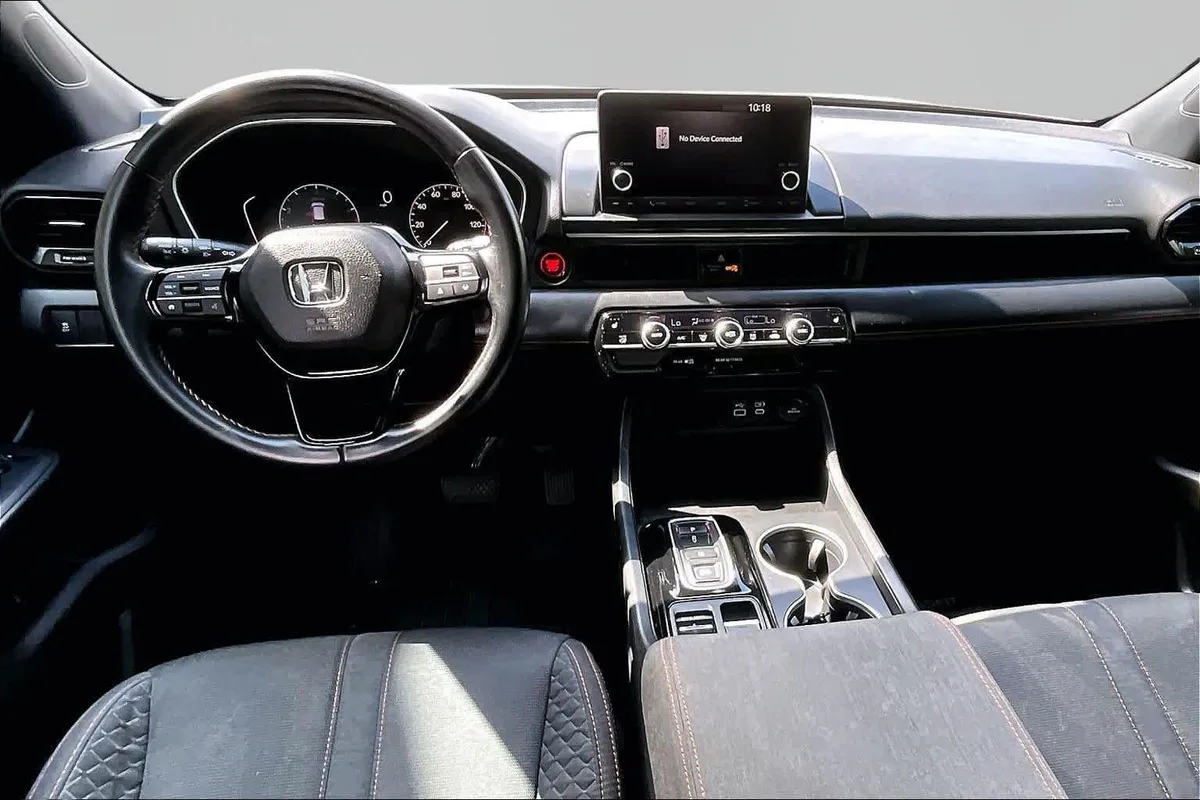 2025 Honda Pilot Sport thumbnail 16