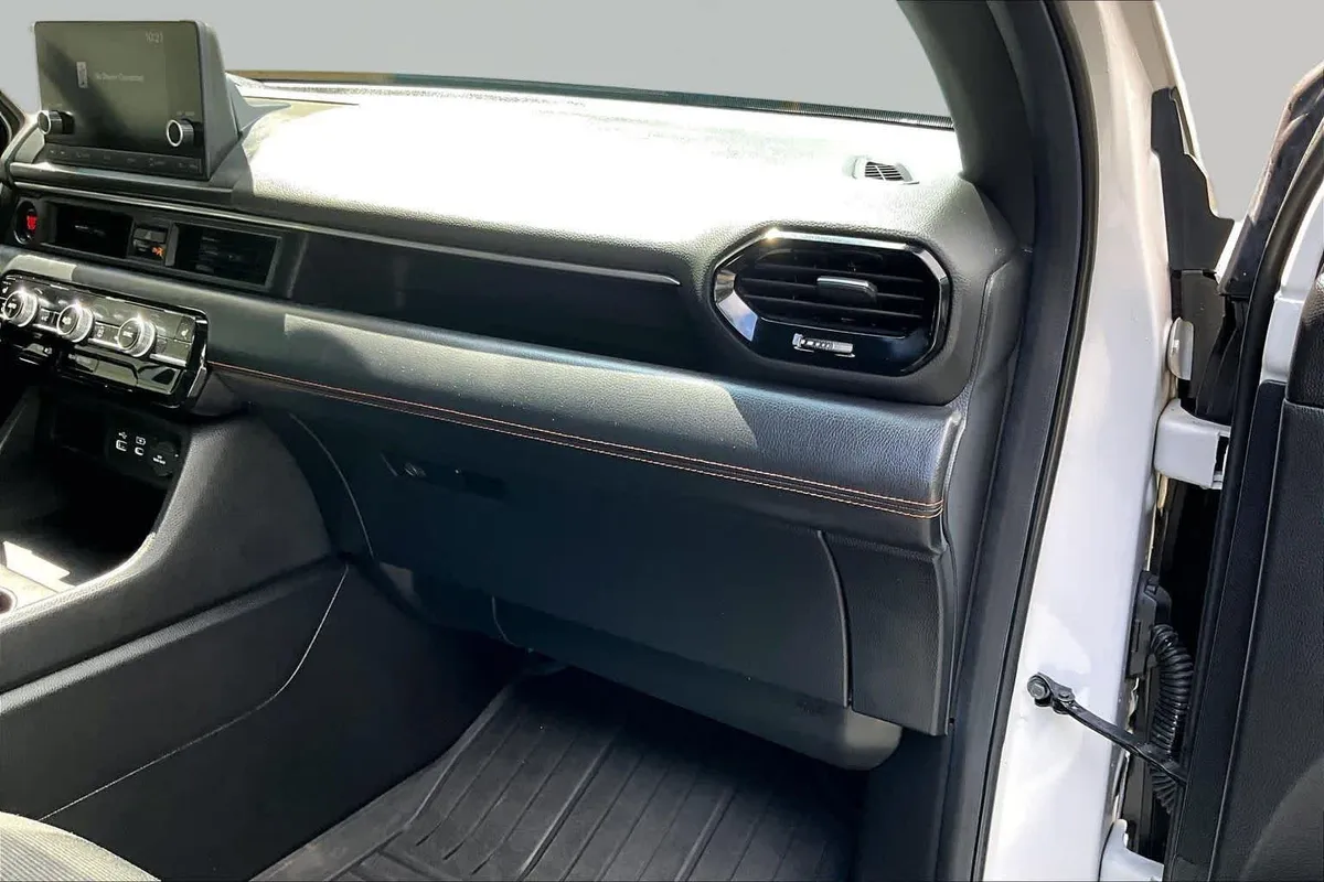 2025 Honda Pilot Sport thumbnail 19