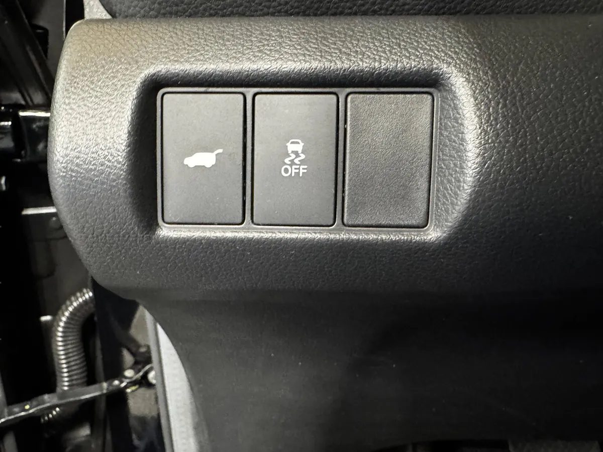 2025 Honda Pilot Touring thumbnail 35