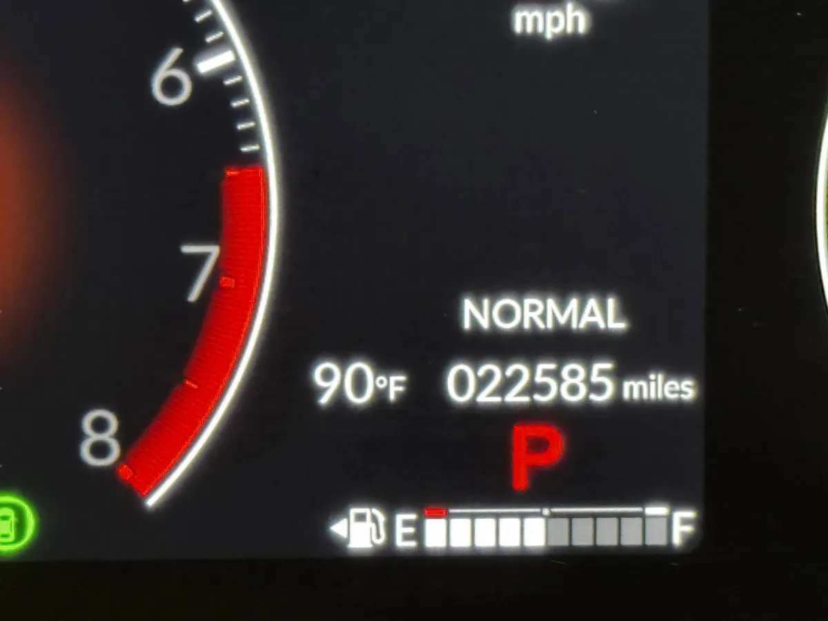 2025 Honda Pilot Touring thumbnail 40