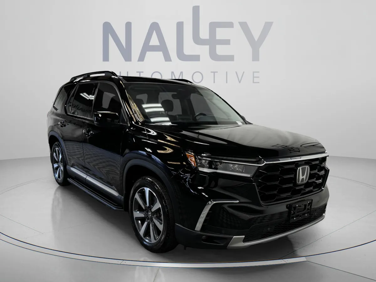 2025 Honda Pilot Touring thumbnail 8
