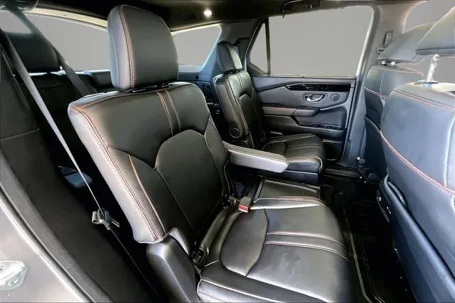 2025 Honda Pilot TrailSport thumbnail 20