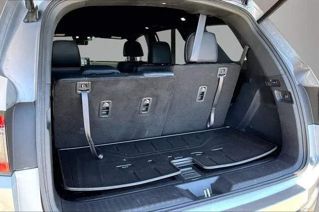 2025 Honda Pilot TrailSport thumbnail 31