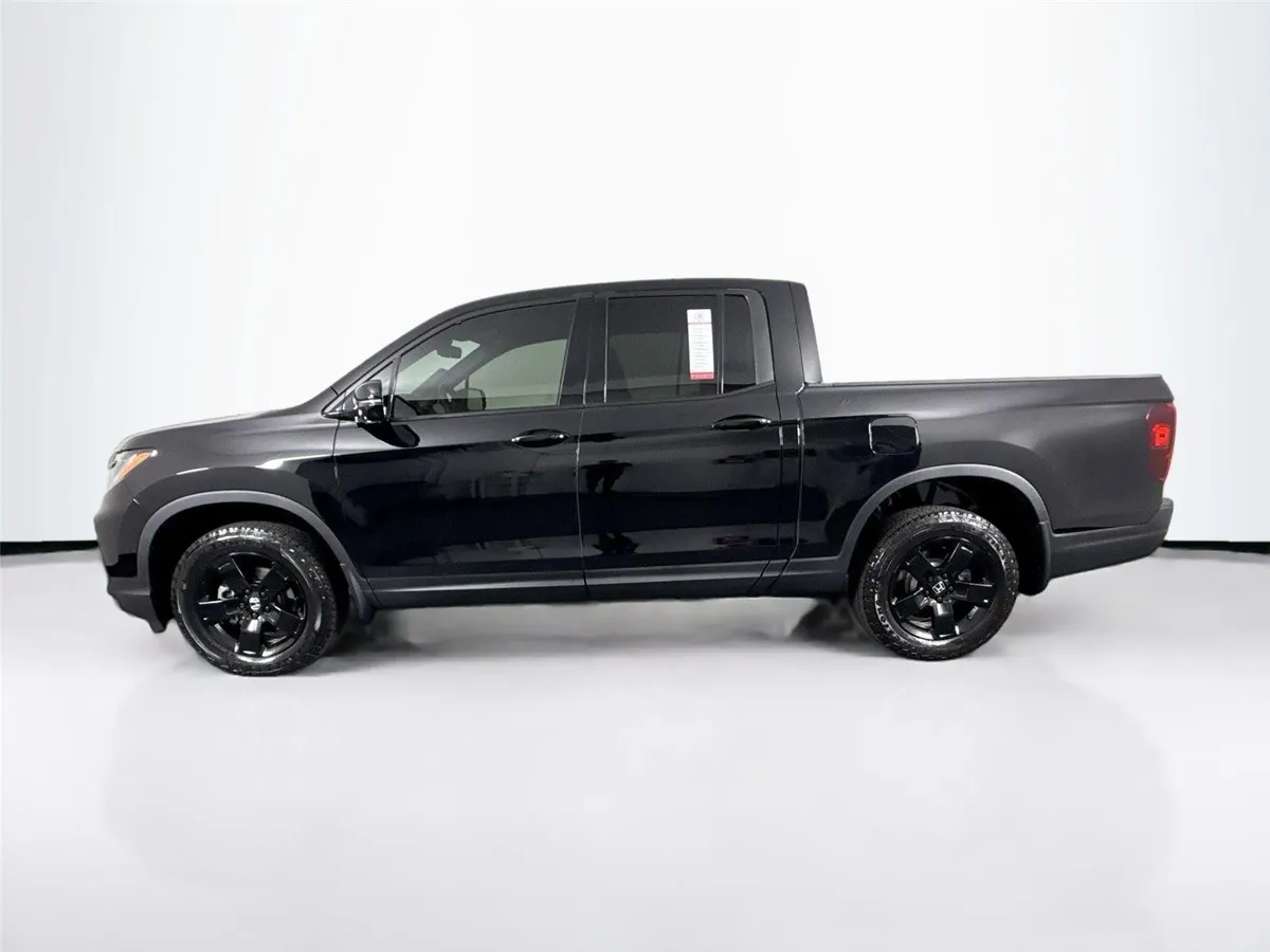 2025 Honda Ridgeline Black Edition thumbnail 14