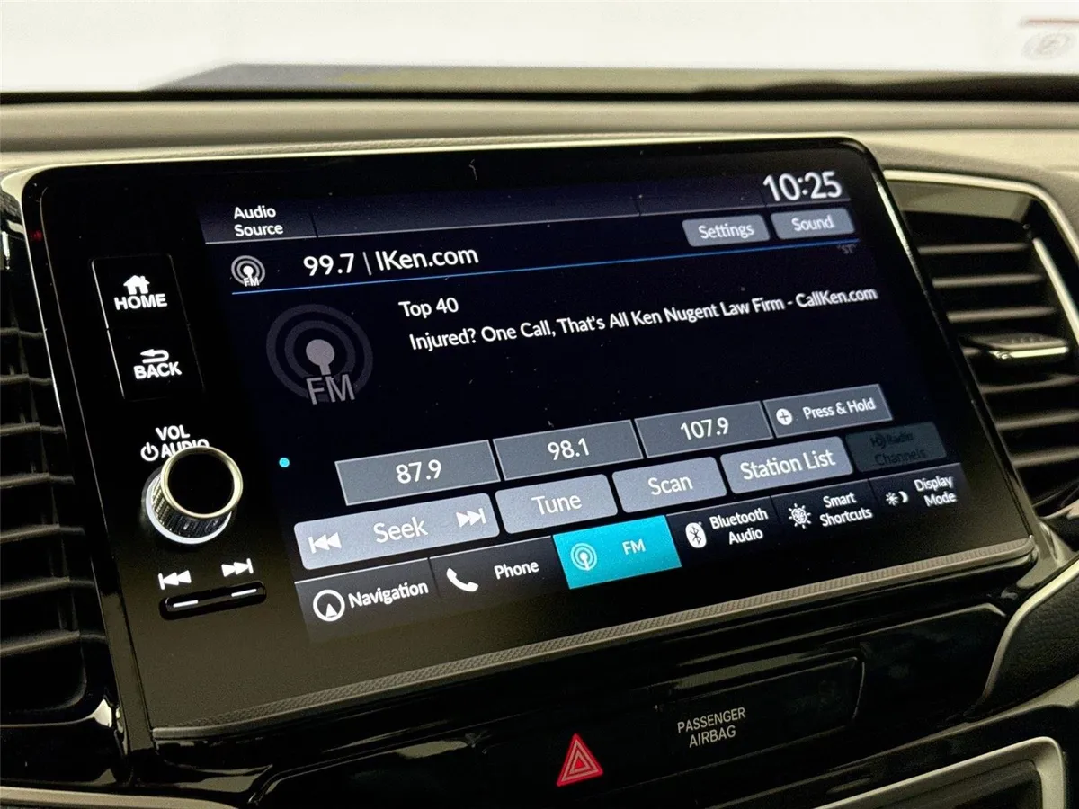 2025 Honda Ridgeline Black Edition thumbnail 24