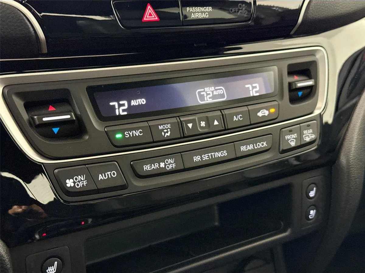 2025 Honda Ridgeline Black Edition thumbnail 26