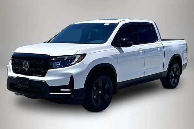 2025 Honda Ridgeline Black Edition thumbnail 2