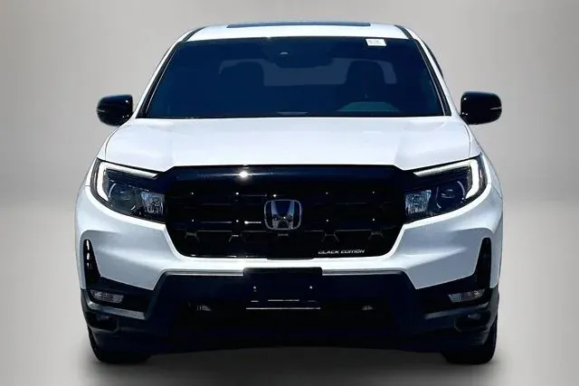 2025 Honda Ridgeline Black Edition thumbnail 3