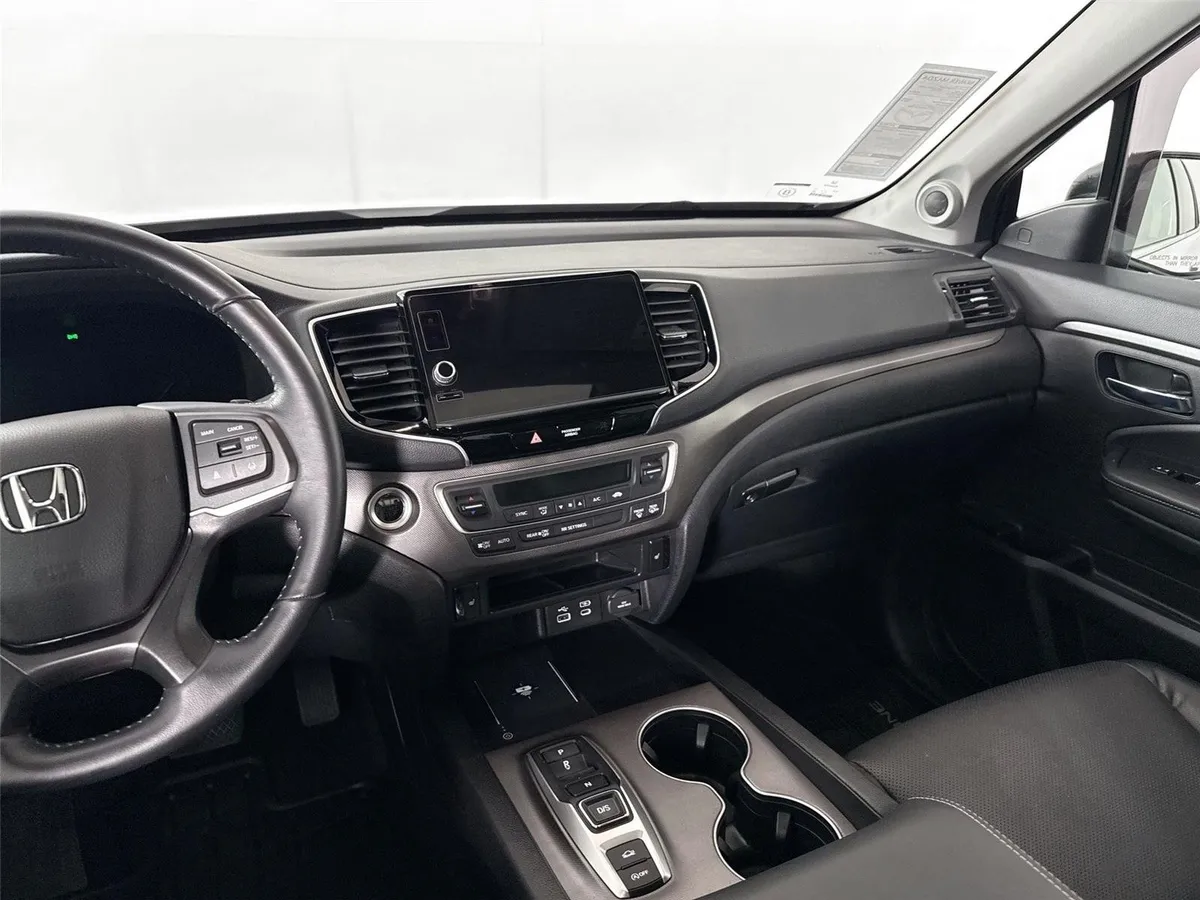 2025 Honda Ridgeline RTL thumbnail 34