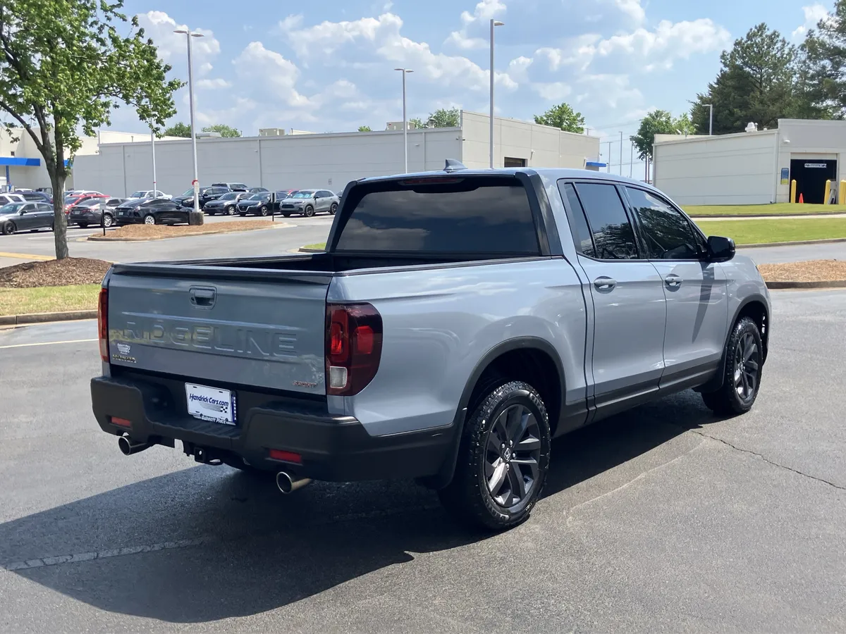 2025 Honda Ridgeline Sport AWD thumbnail 10