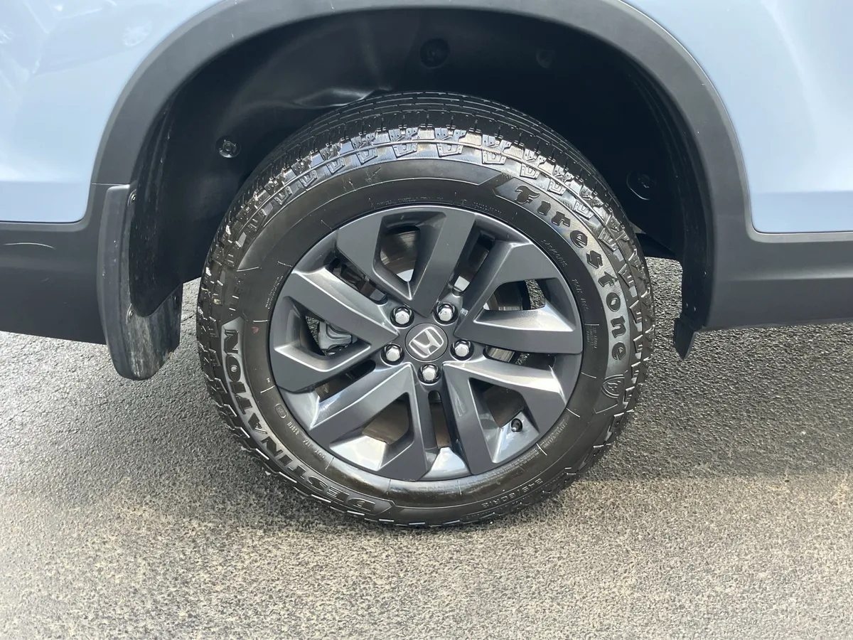 2025 Honda Ridgeline Sport AWD thumbnail 13