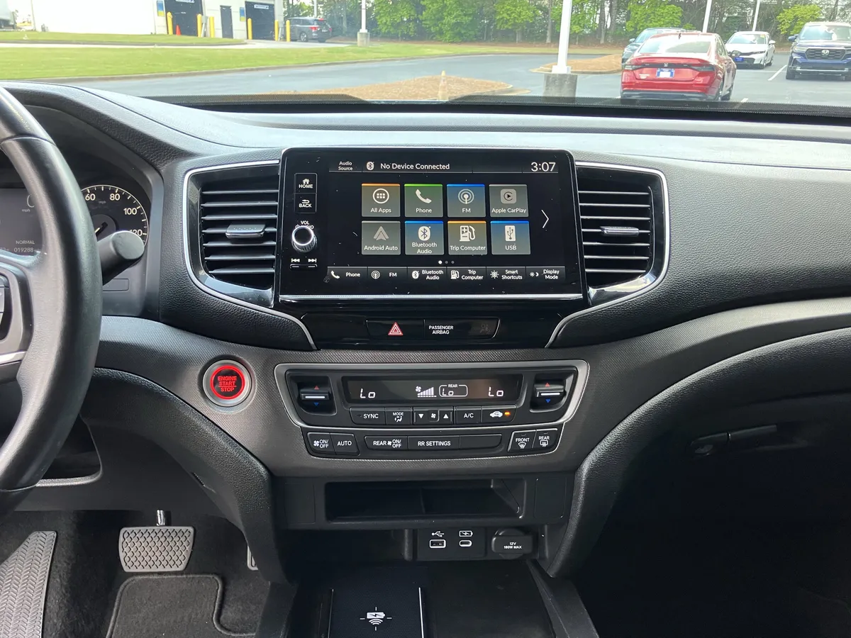 2025 Honda Ridgeline Sport AWD thumbnail 24