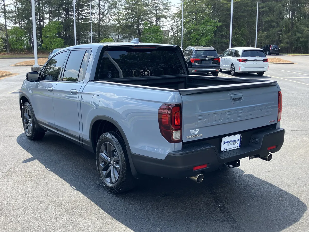 2025 Honda Ridgeline Sport AWD thumbnail 43