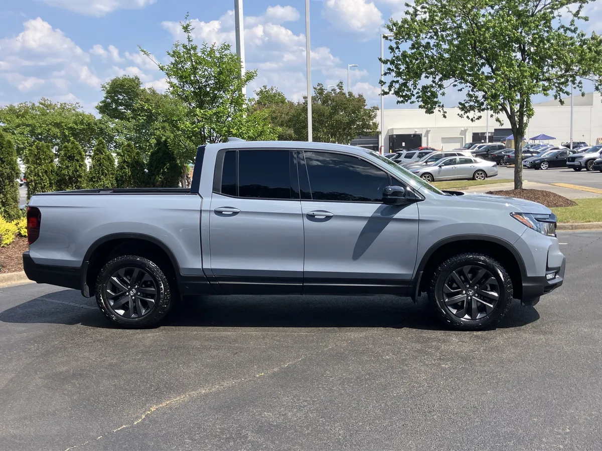 2025 Honda Ridgeline Sport AWD thumbnail 46