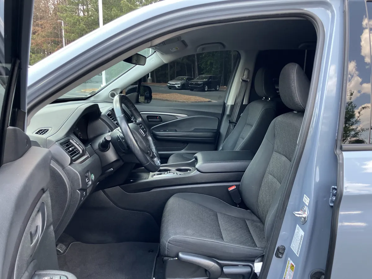 2025 Honda Ridgeline Sport AWD thumbnail 51