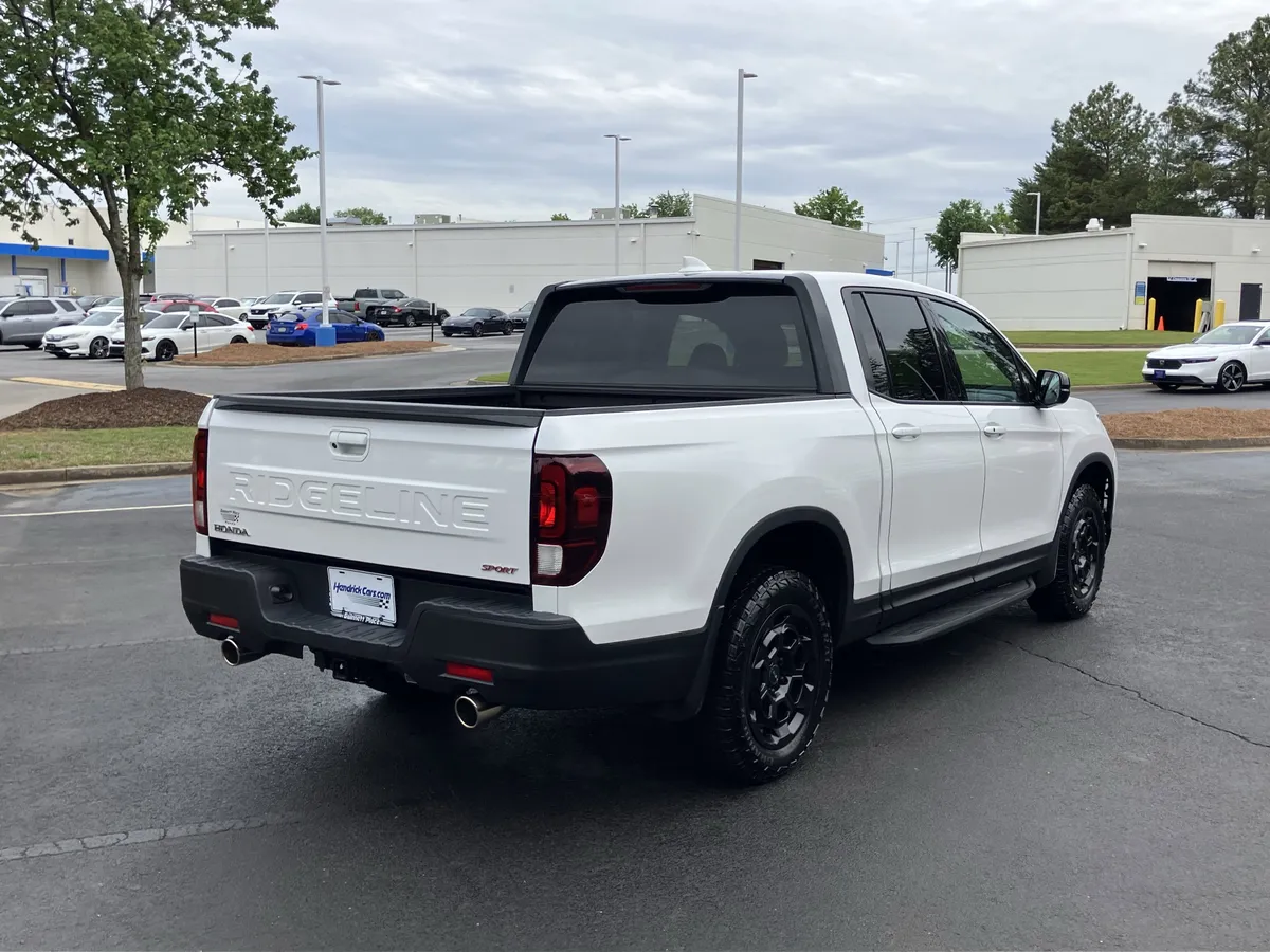 2025 Honda Ridgeline Sport+ AWD thumbnail 10