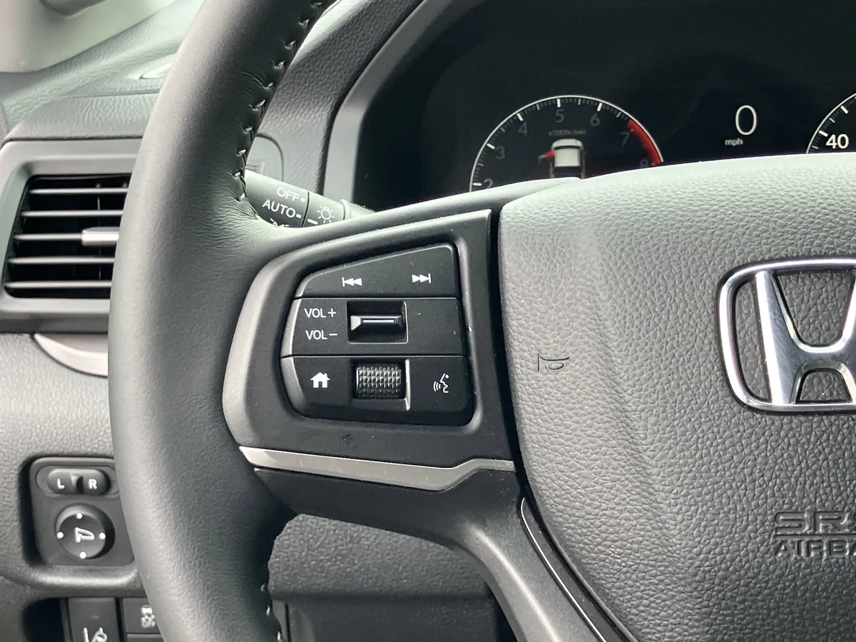 2025 Honda Ridgeline Sport+ AWD thumbnail 21