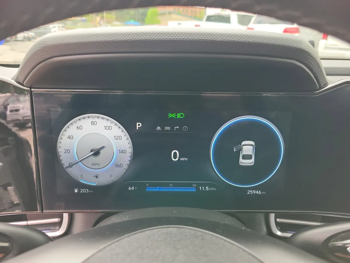 2025 Hyundai Elantra Limited thumbnail 21