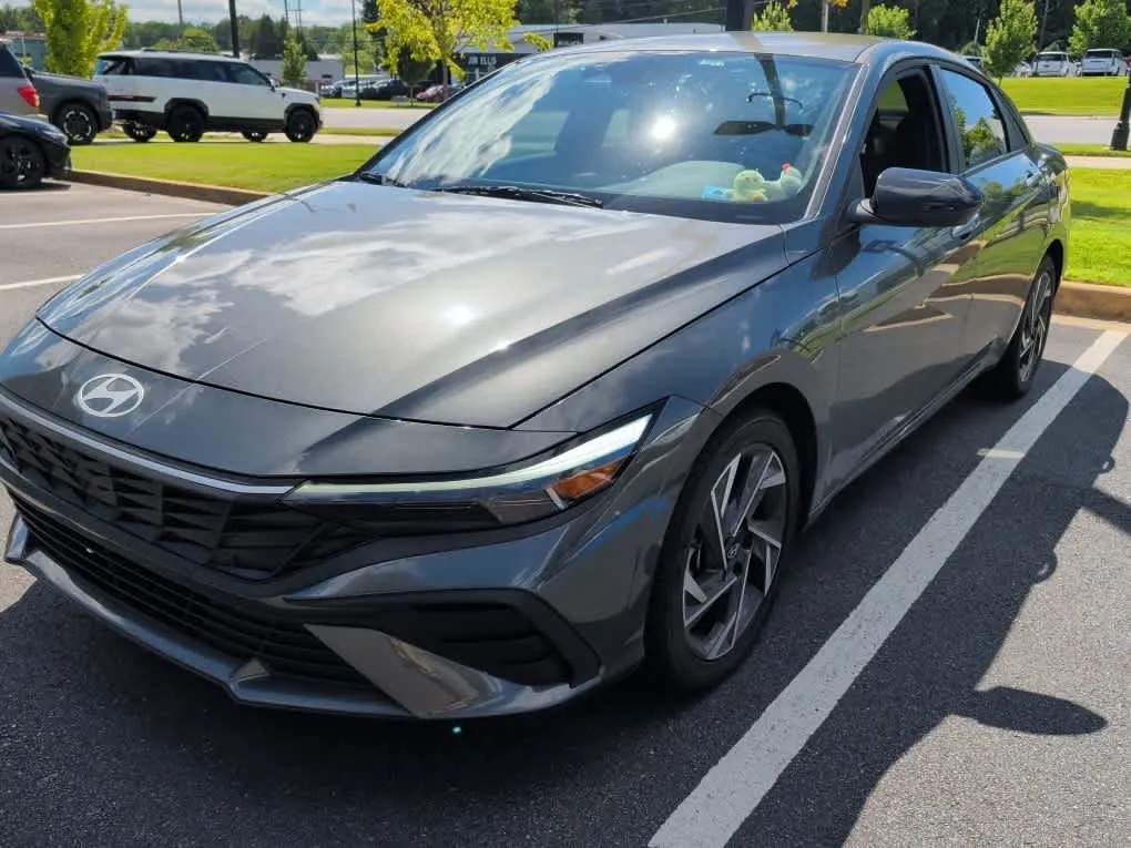 2025 HYUNDAI ELANTRA SEL Sport thumbnail 2
