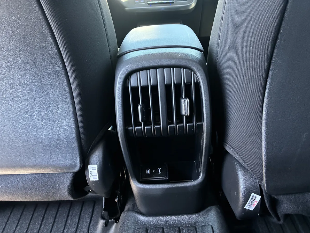 2025 Hyundai Kona SEL Convenience thumbnail 14