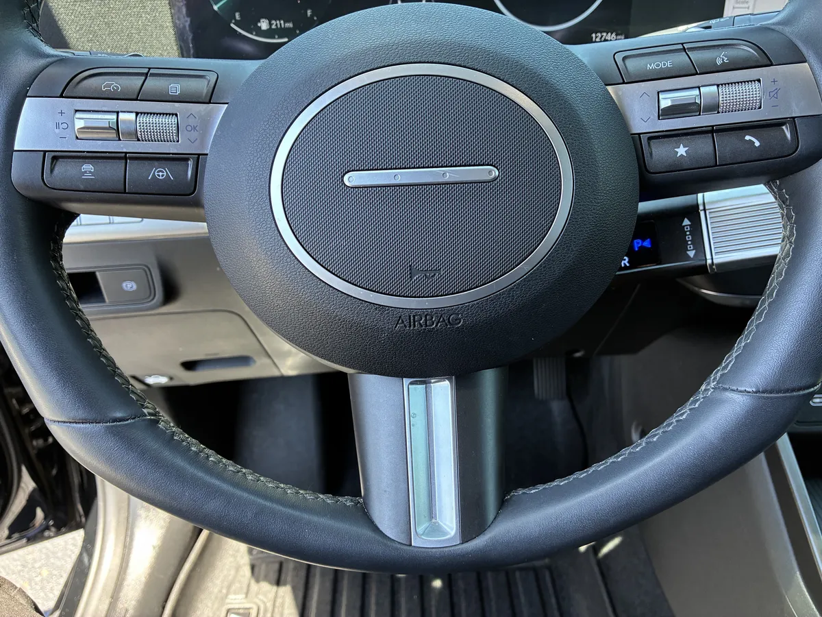 2025 Hyundai Kona SEL Convenience thumbnail 24