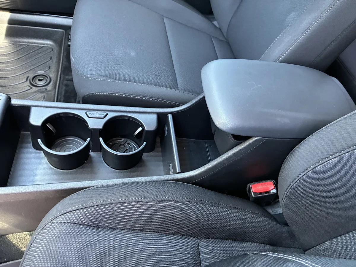 2025 Hyundai Kona SEL Convenience thumbnail 32
