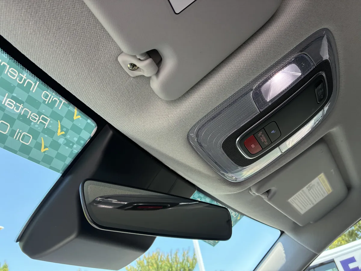 2025 Hyundai Kona SEL Convenience thumbnail 34