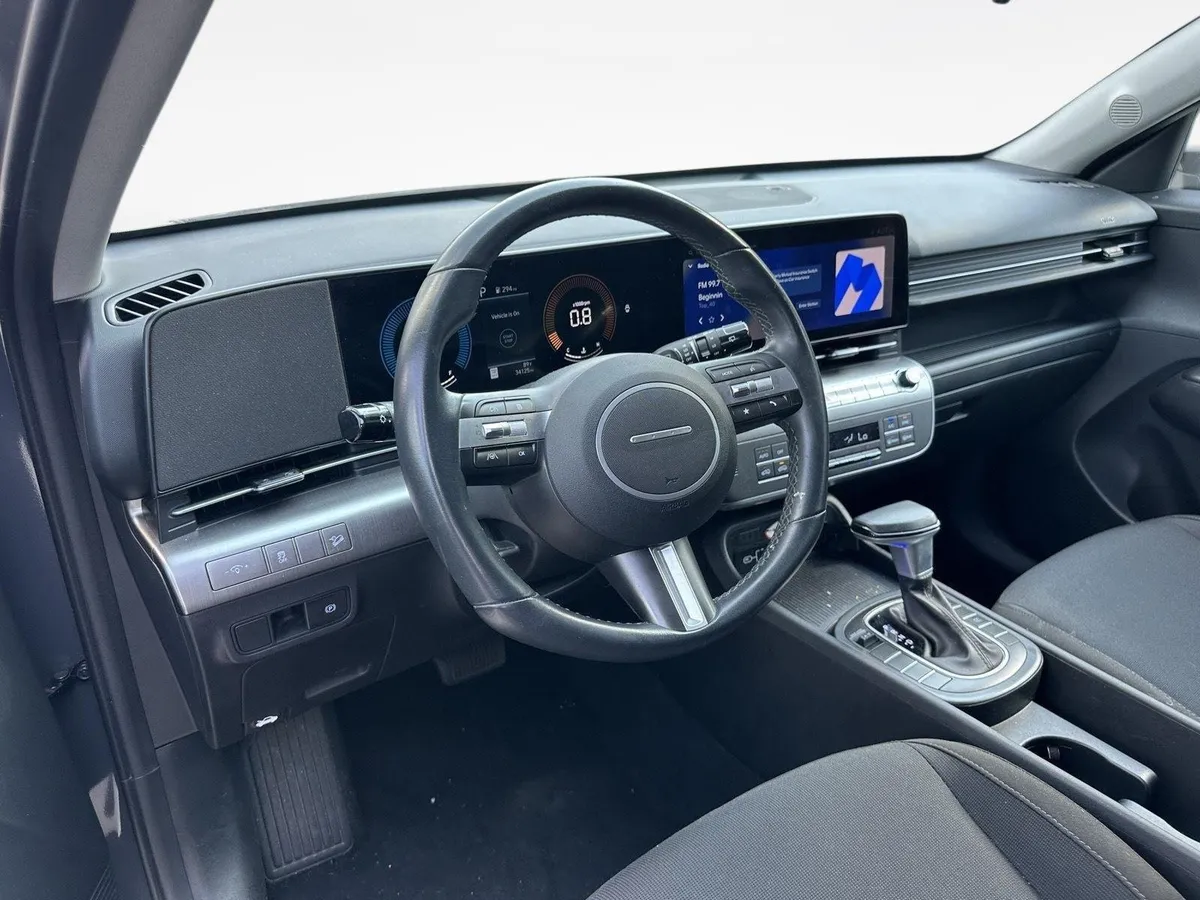 2025 Hyundai Kona SEL thumbnail 11