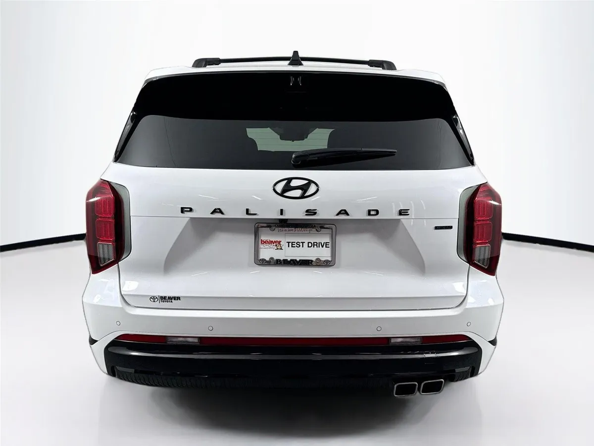 2025 Hyundai Palisade Calligraphy Night Edition thumbnail 12