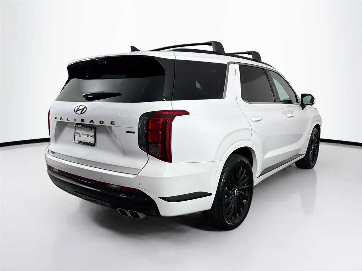 2025 Hyundai Palisade Calligraphy Night Edition thumbnail 2