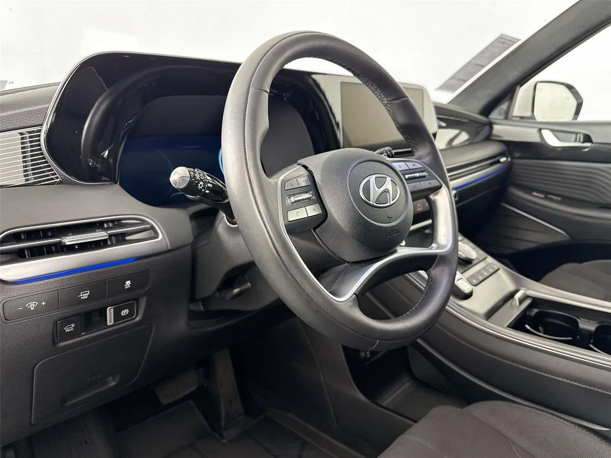 2025 Hyundai Palisade Calligraphy Night Edition thumbnail 4