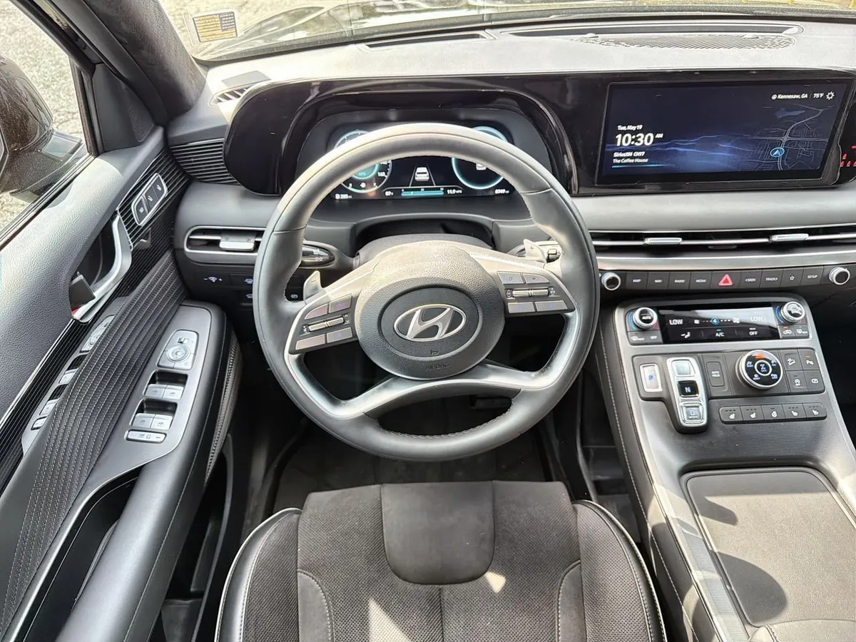 2025 Hyundai Palisade Calligraphy Night Edition thumbnail 10