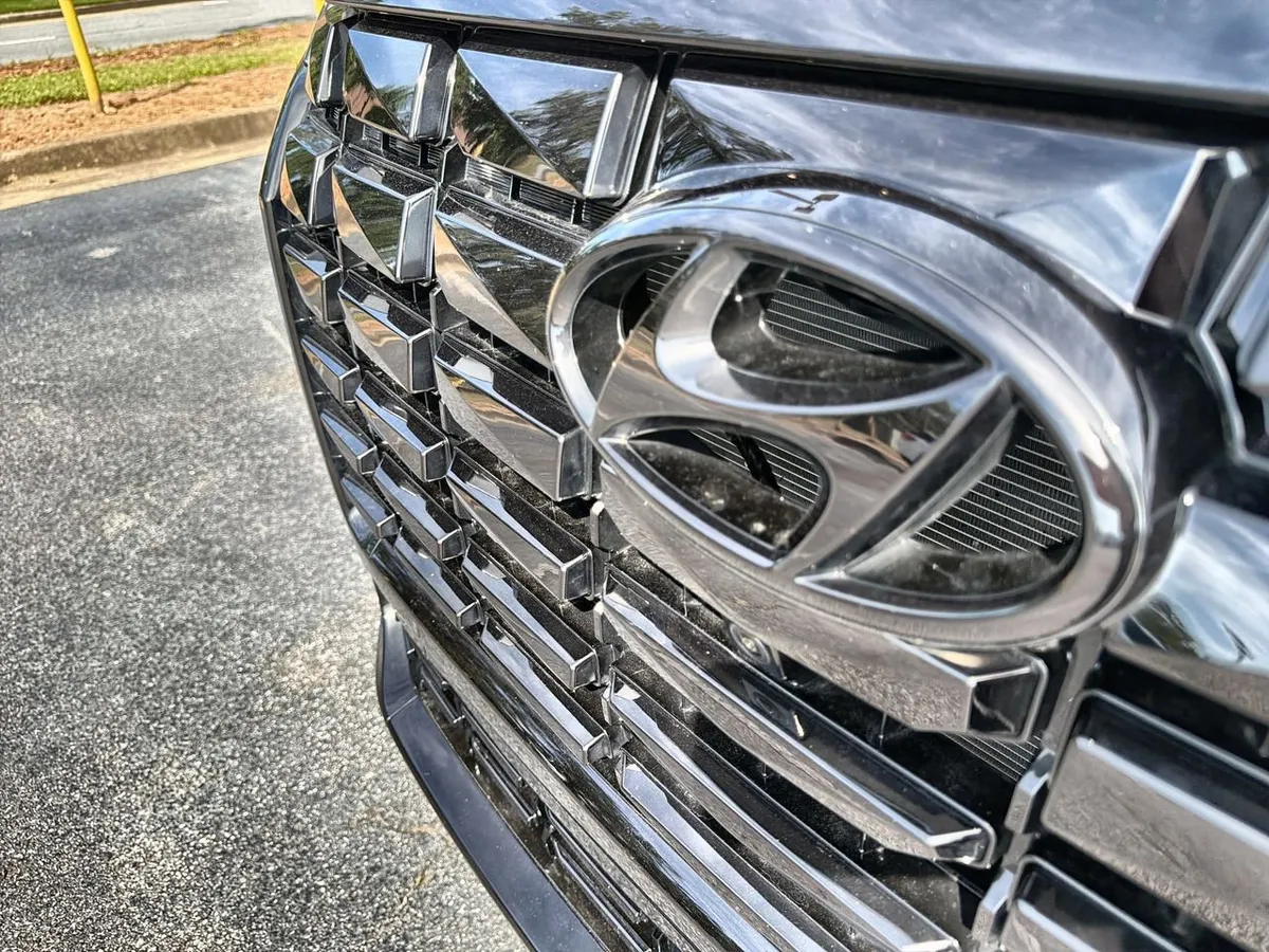 2025 Hyundai Palisade Calligraphy Night Edition thumbnail 26