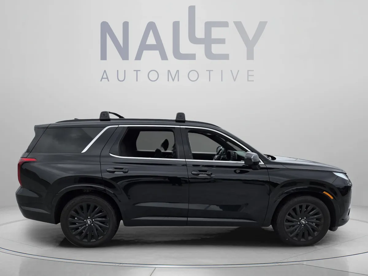 2025 Hyundai Palisade Calligraphy Night Edition thumbnail 6