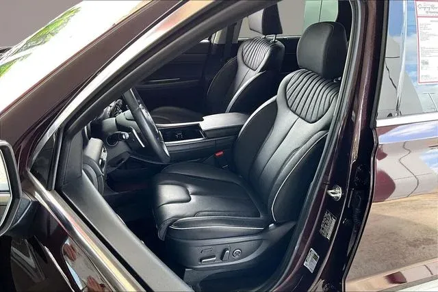2025 Hyundai Palisade Limited thumbnail 18