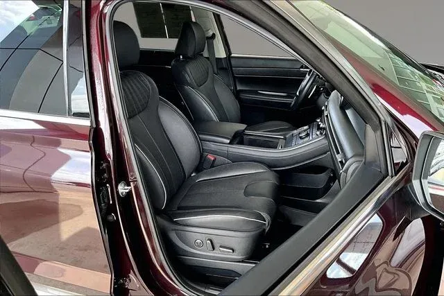 2025 Hyundai Palisade Limited thumbnail 27