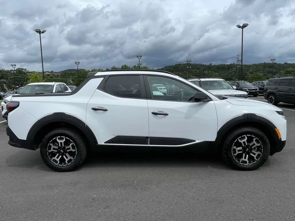 2025 Hyundai Santa Cruz XRT thumbnail 2