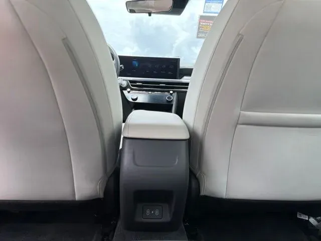 2025 Hyundai Sonata SEL thumbnail 21