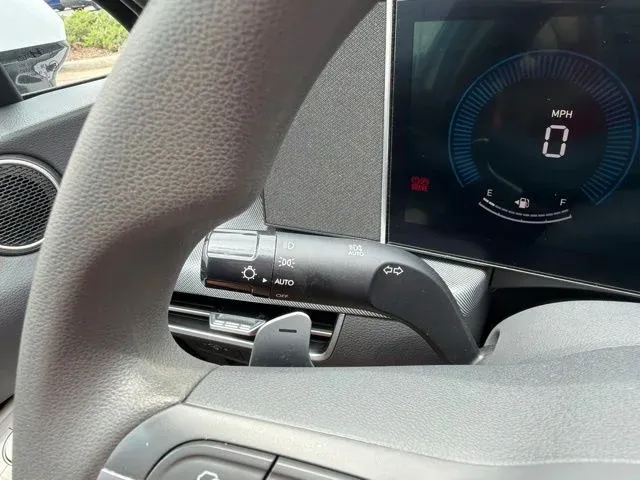 2025 Hyundai Sonata SEL thumbnail 33