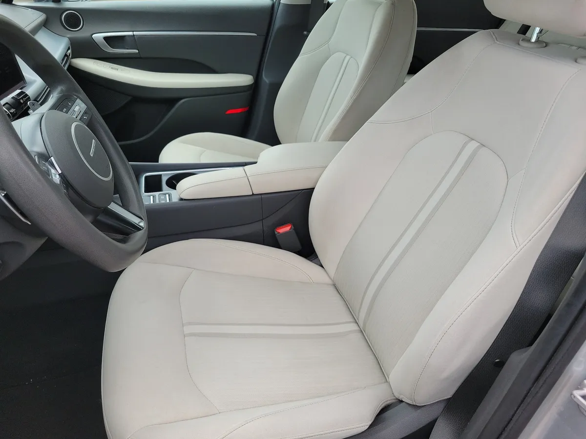 2025 Hyundai Sonata SEL thumbnail 11