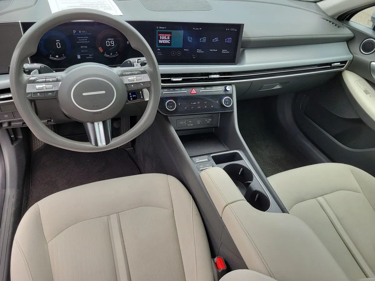 2025 Hyundai Sonata SEL thumbnail 15