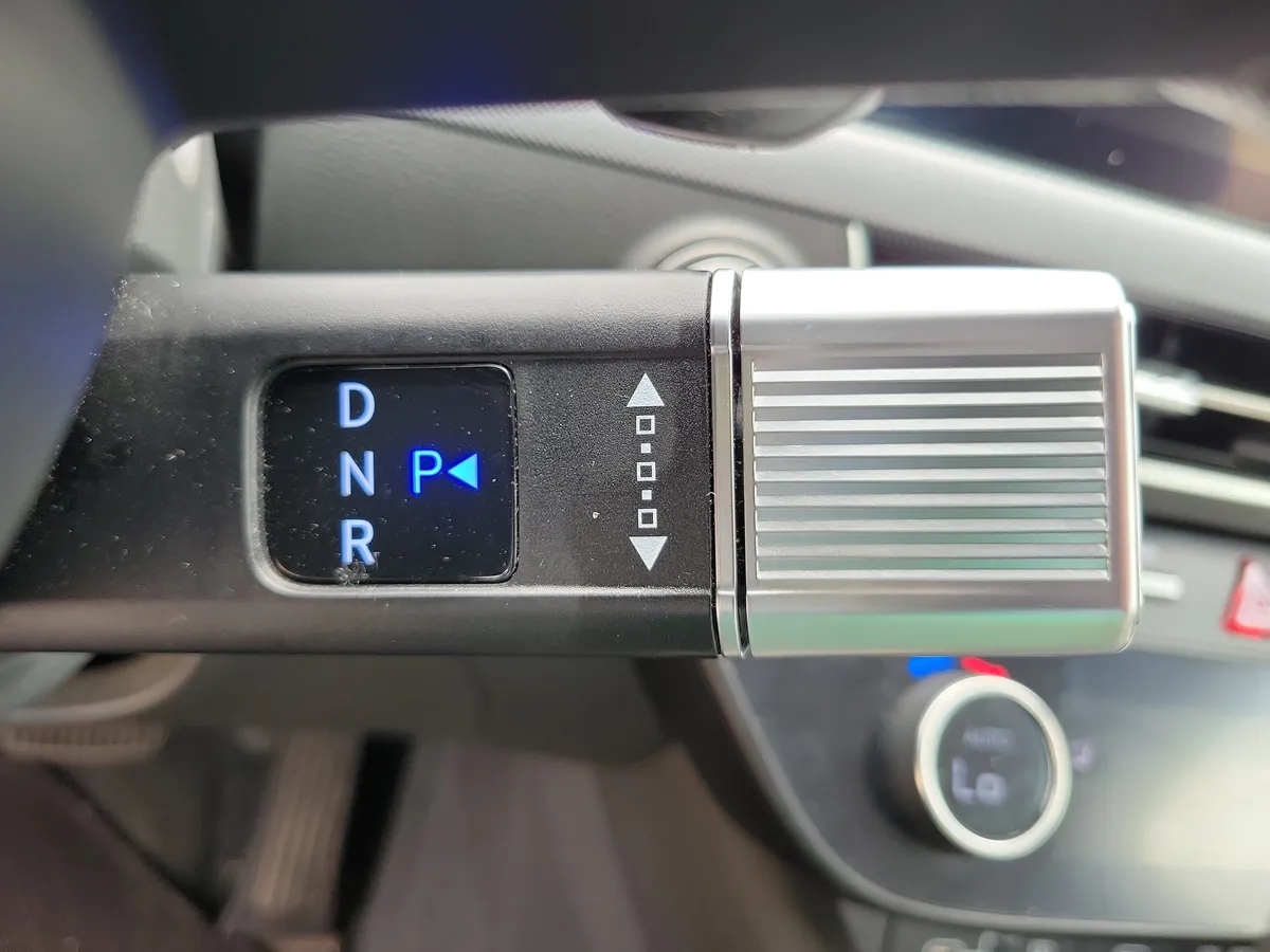 2025 Hyundai Sonata SEL thumbnail 21