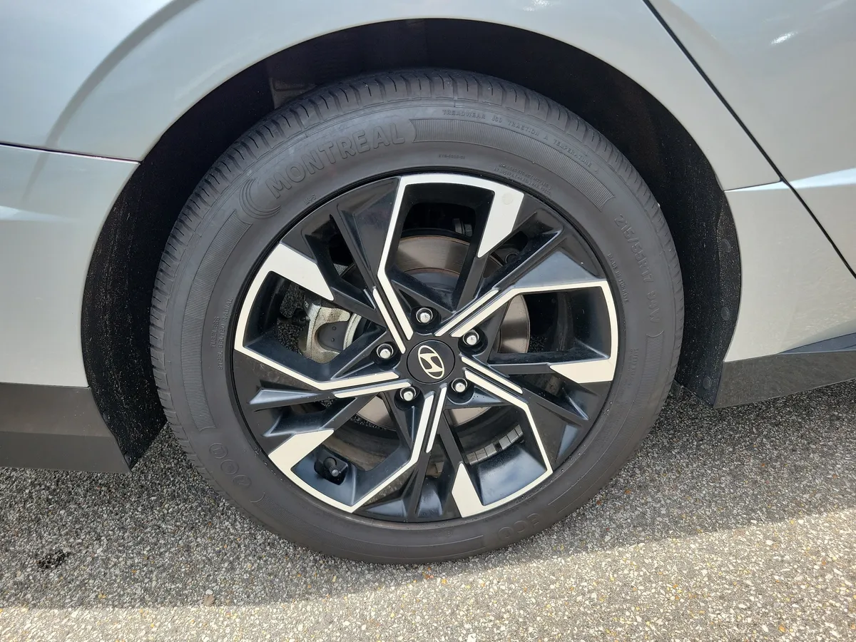 2025 Hyundai Sonata SEL thumbnail 27