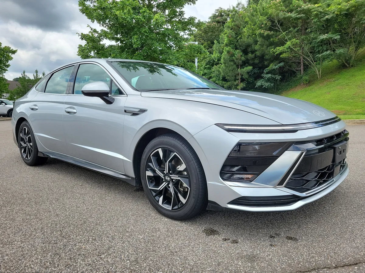2025 Hyundai Sonata SEL thumbnail 7