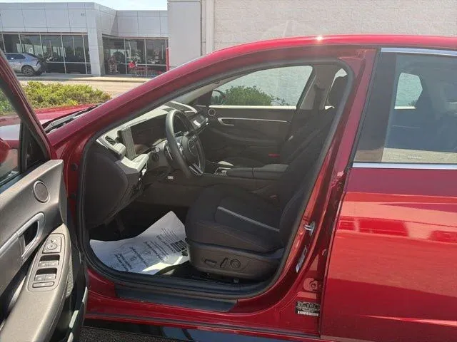 2025 Hyundai Sonata SEL thumbnail 27