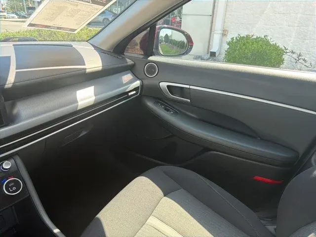 2025 Hyundai Sonata SEL thumbnail 43